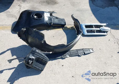 2009 Ford Escape from USA, damaged, VIN 1FMCU3719KC47020